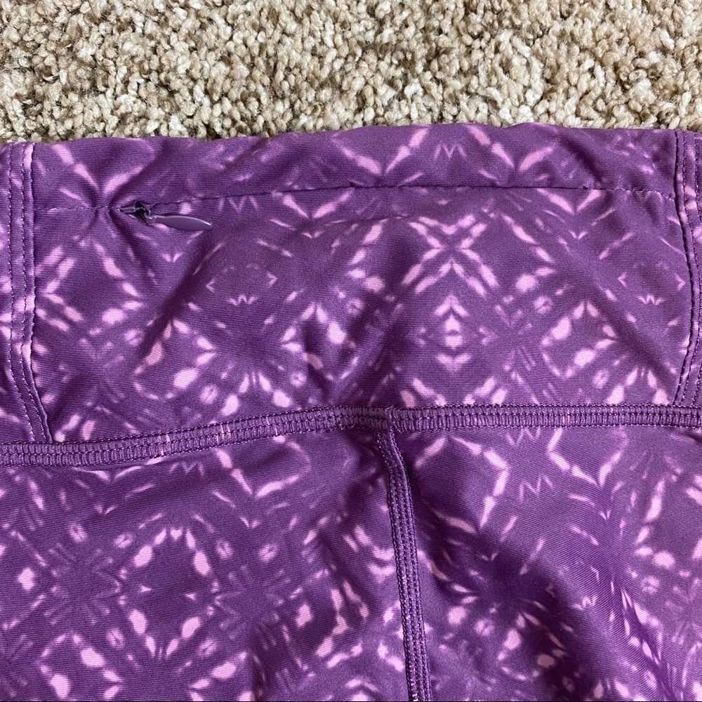 Fabletics- Amara Mid- Rise Printed Powerlite Crop - Picture 6 of 6